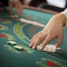 mirko Top Trend Gaming dashboard showing live slots and sports markets
